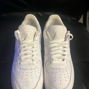 Nike Air Force 1 Low 07 Sneakers Shoes Men's Size 11.5 Triple White Athletic AF1